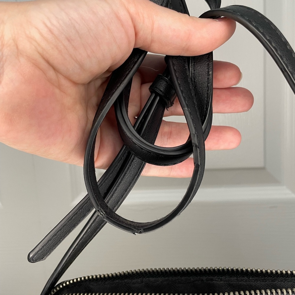 Universal Thread Black Crossbody Bag - Picture 10 of 14